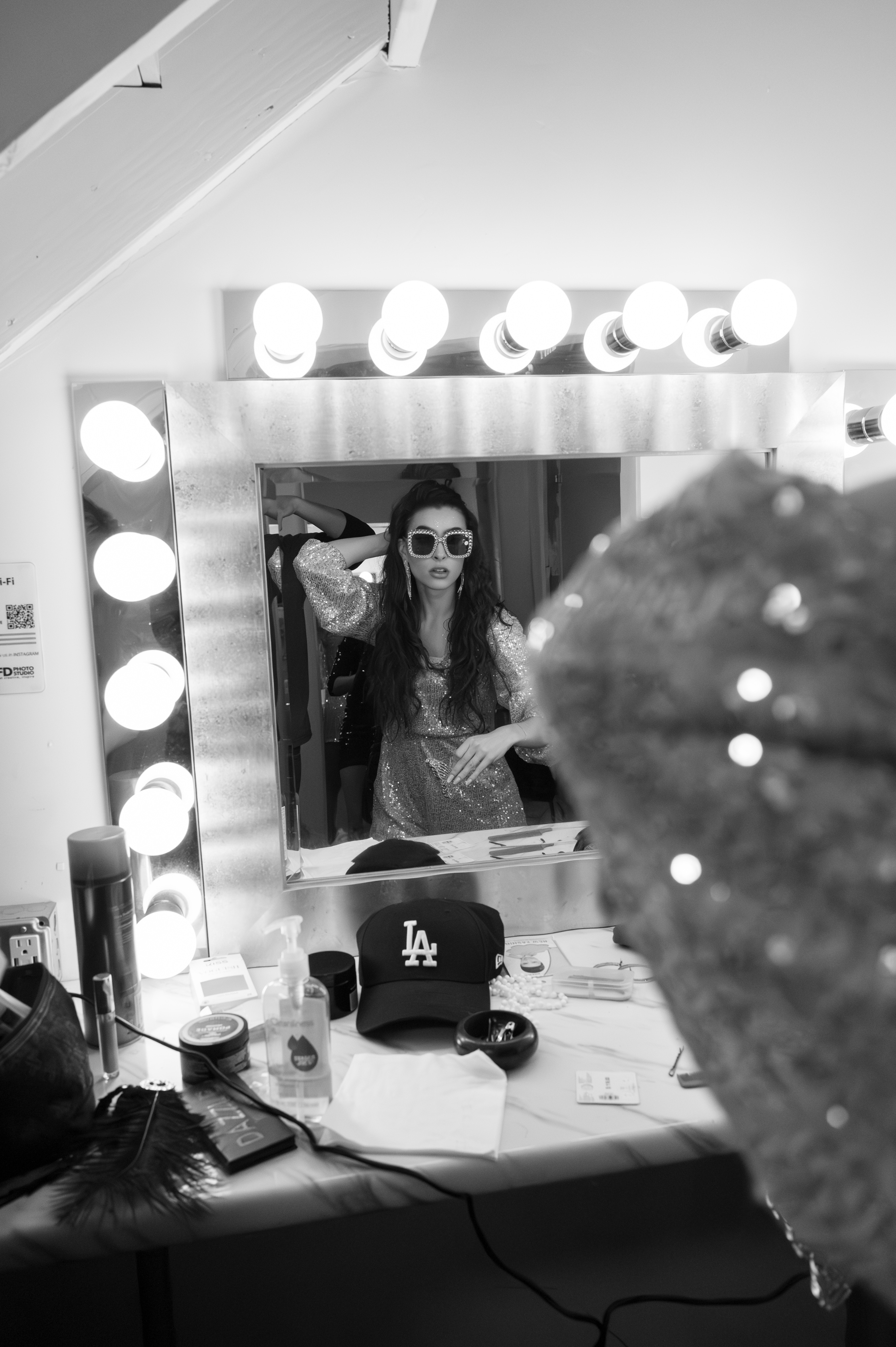 Behind the scenes 10
